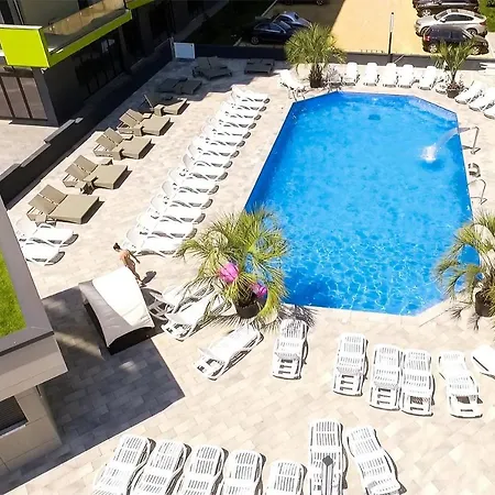 Alezzi Studio Fitness,spa N Pool Apartament