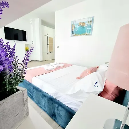 Alezzi Studio Fitness,spa N Pool Apartament Năvodari