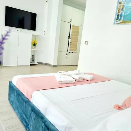 Alezzi Studio Fitness,spa N Pool Apartament