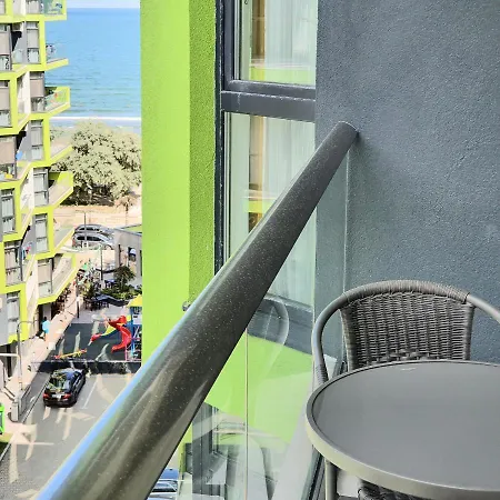 Alezzi Studio Fitness,spa N Pool Apartament